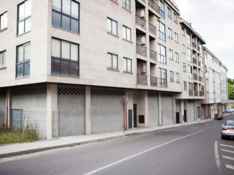 Obra nueva Piso Garaje Local CL Carriarico Aliseda en Ourense (Revista) photo 3