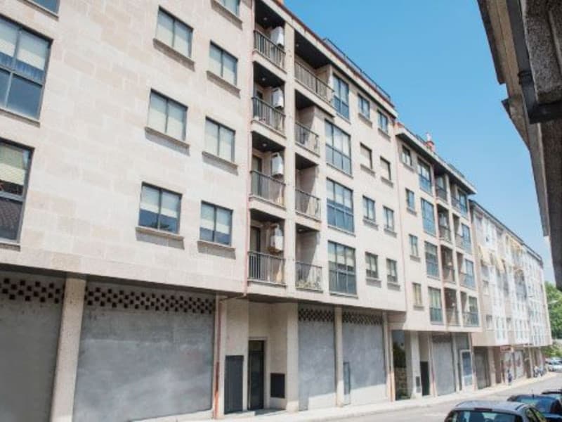 Obra nueva Piso Garaje Local CL Carriarico Aliseda en Ourense (Revista) photo 4
