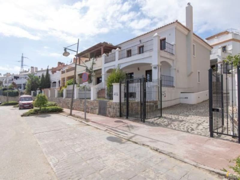 Obra nueva Residenc. Montevideo Hills en Estepona (Revista) photo 4