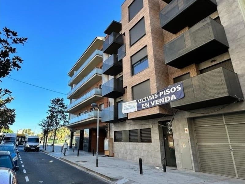 Obra nueva Iber-Rubió i Ors en Cornellà de Llobregat (Revista) photo 2