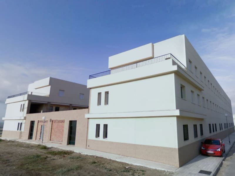 Obra nueva Promoción de tipologias Vivienda Local en venta Cantillana Sevilla en Cantillana (Revista) photo 4