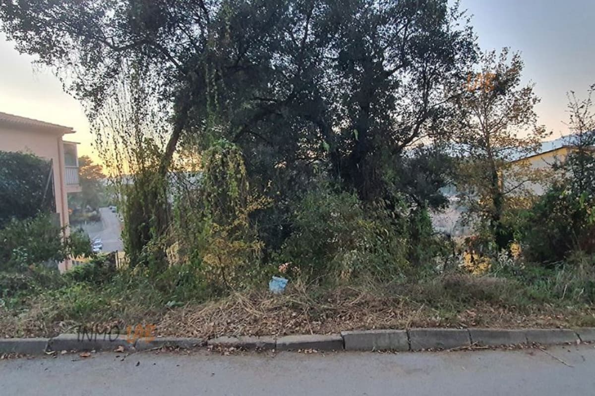 Terreno en venta en Vallgorguina, Barcelona photo 3