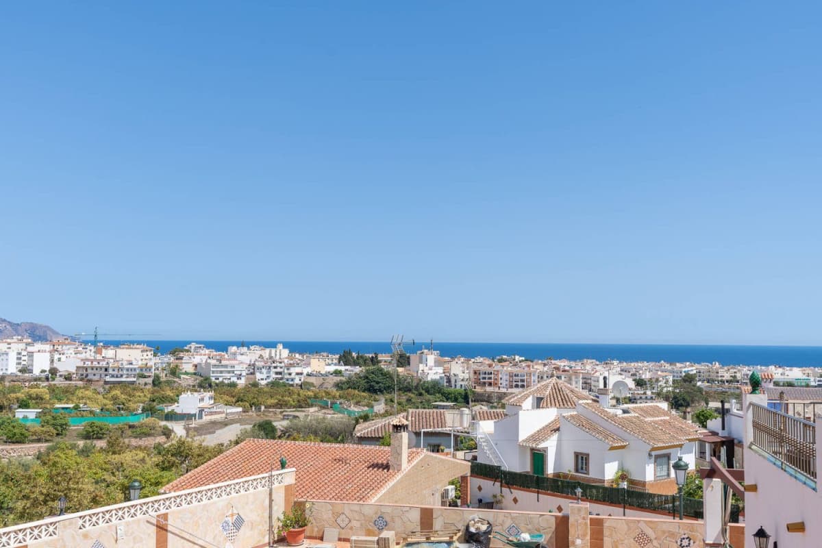 Venta de chalet independiente en Calle Sedella s/n, Nerja
photo 3