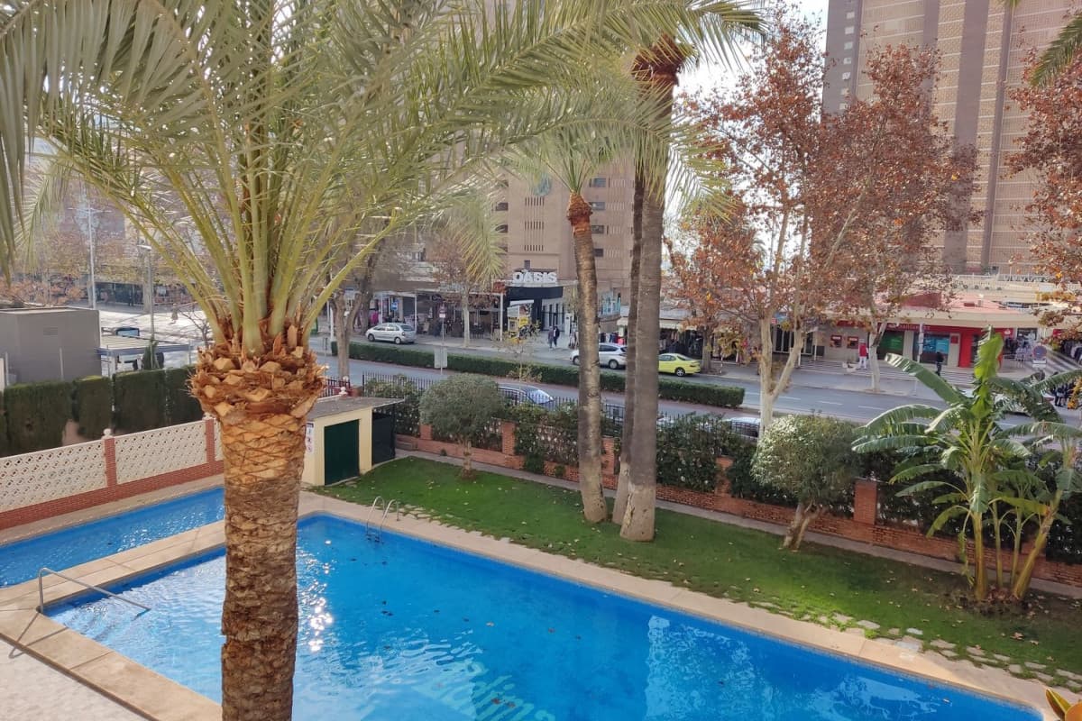 Sale of apartment in Avenida del Mediterráneo, Benidorm
photo 2
