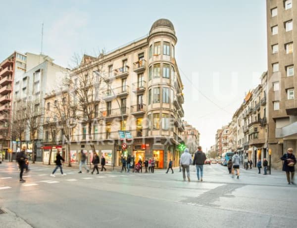 Alquiler de Oficina en Eixample photo 3
