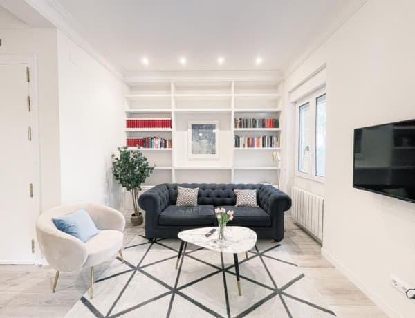 Apartment for rent in Calle del Monte Esquinza , Madrid thumbnail 2