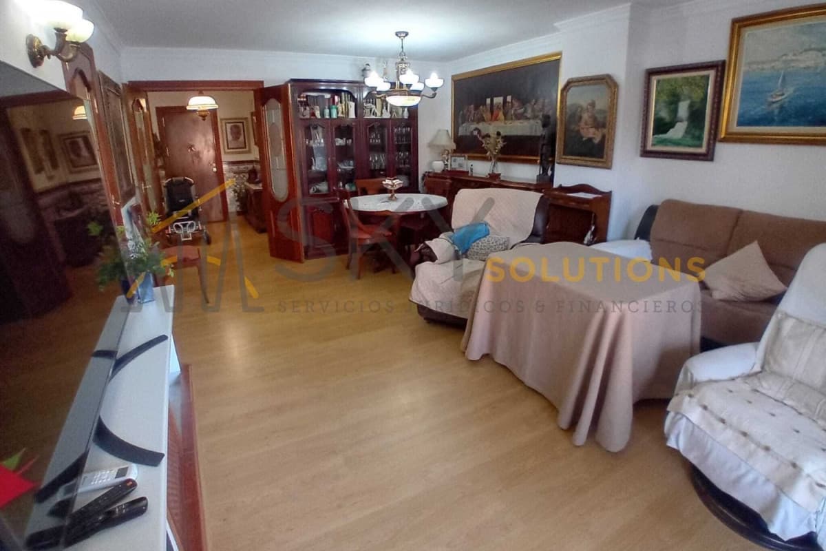 Venta de bajo en Ciutat de Queretaro, Palma de Mallorca
photo 3