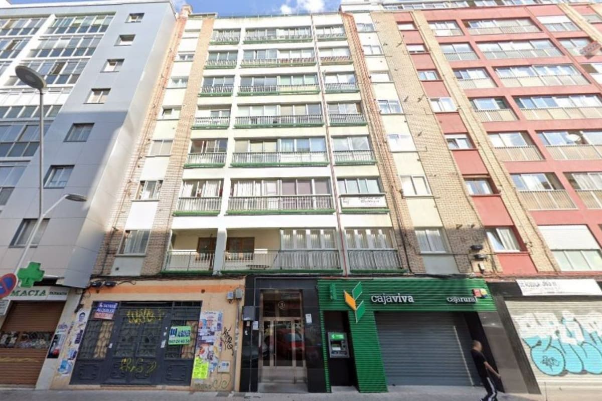 Sprzedaż mieszkania w Calle Alejandro Yagüe, 3, Burgos
photo 2