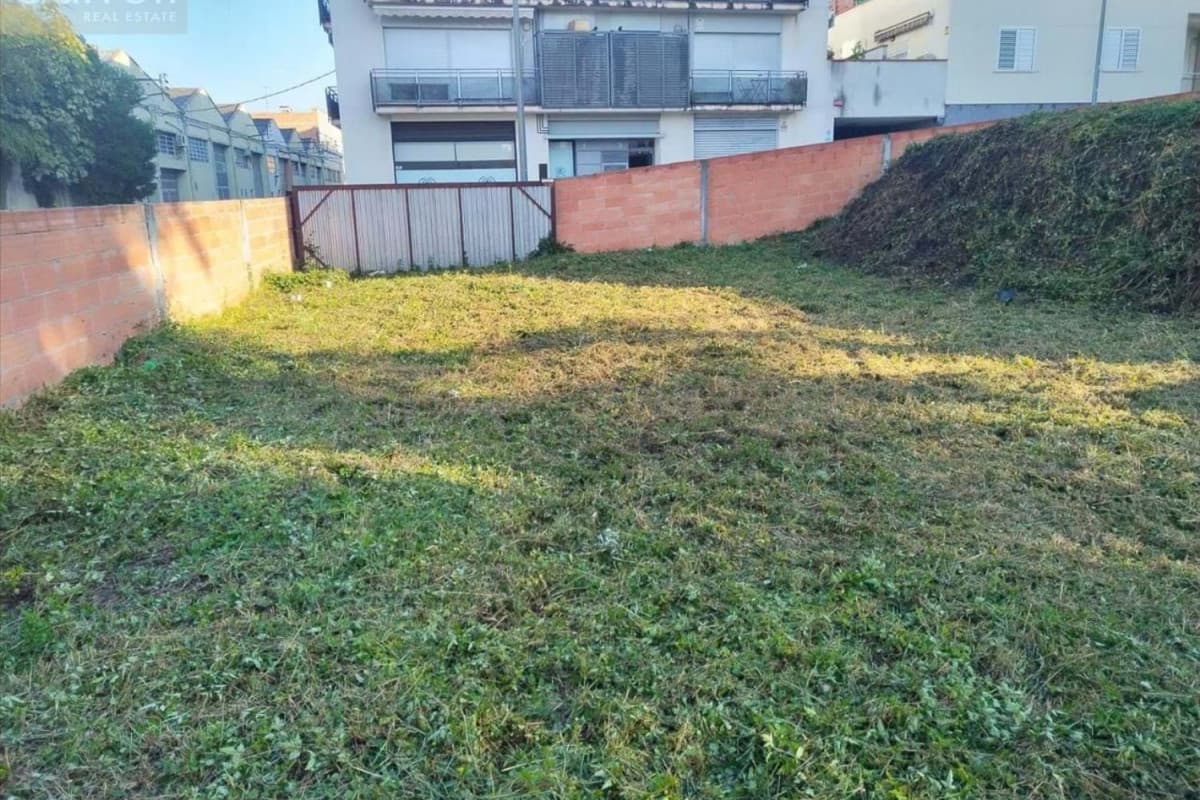 Terreno en venta en Les Franqueses del Vallès, Barcelona photo 3