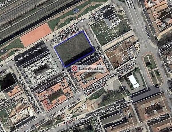 Terreno en venta en calle Nou d'Octubre photo 1