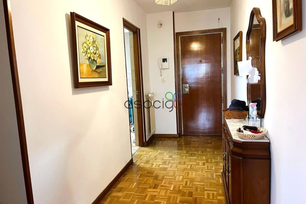Venta de piso en Calle Doctor Layna Serrano, Guadalajara
photo 3
