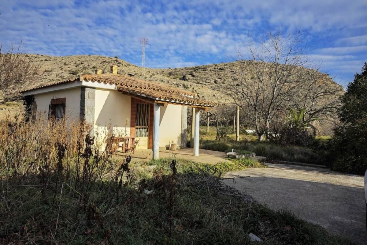Property photo 2