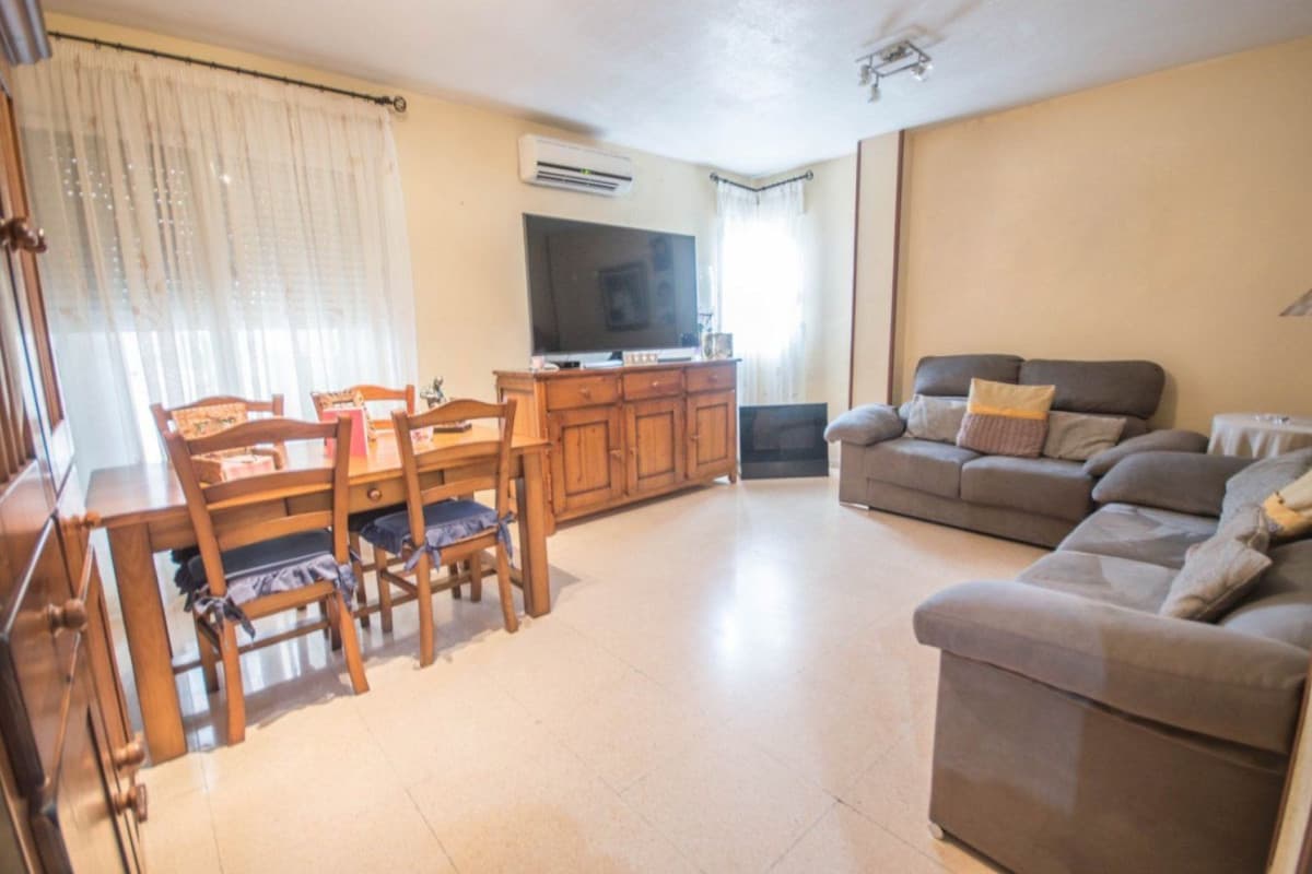 Venta de piso en Calle Paraguay s/n, Elda
photo 5