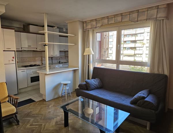 Apartment for rent in Plaza Juan de Austria, 6 , Valladolid thumbnail 1