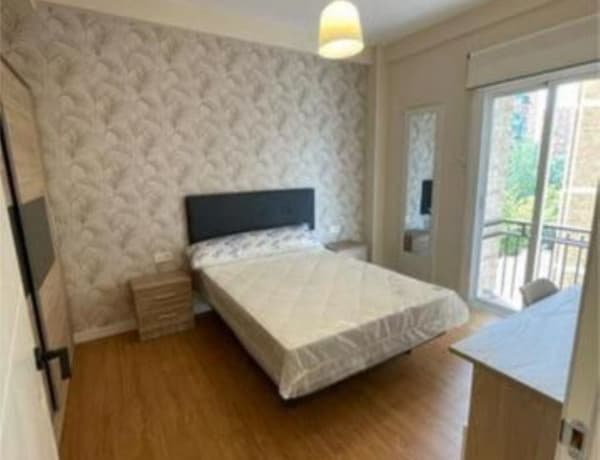 Apartment for rent in Calle Santiago Lozano , Granada thumbnail 1