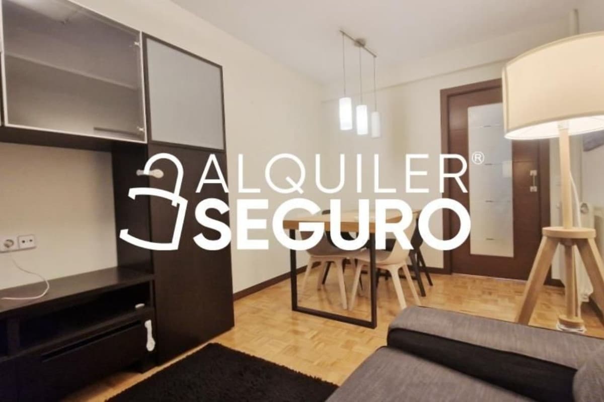 Alquiler de piso en Calle del Néctar , Madrid photo 3