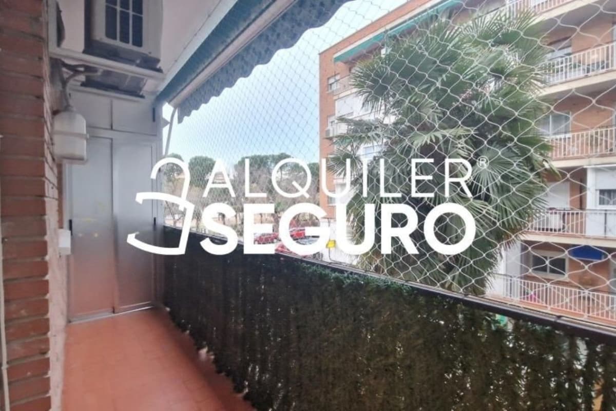 Alquiler de piso en Calle del Néctar , Madrid photo 4