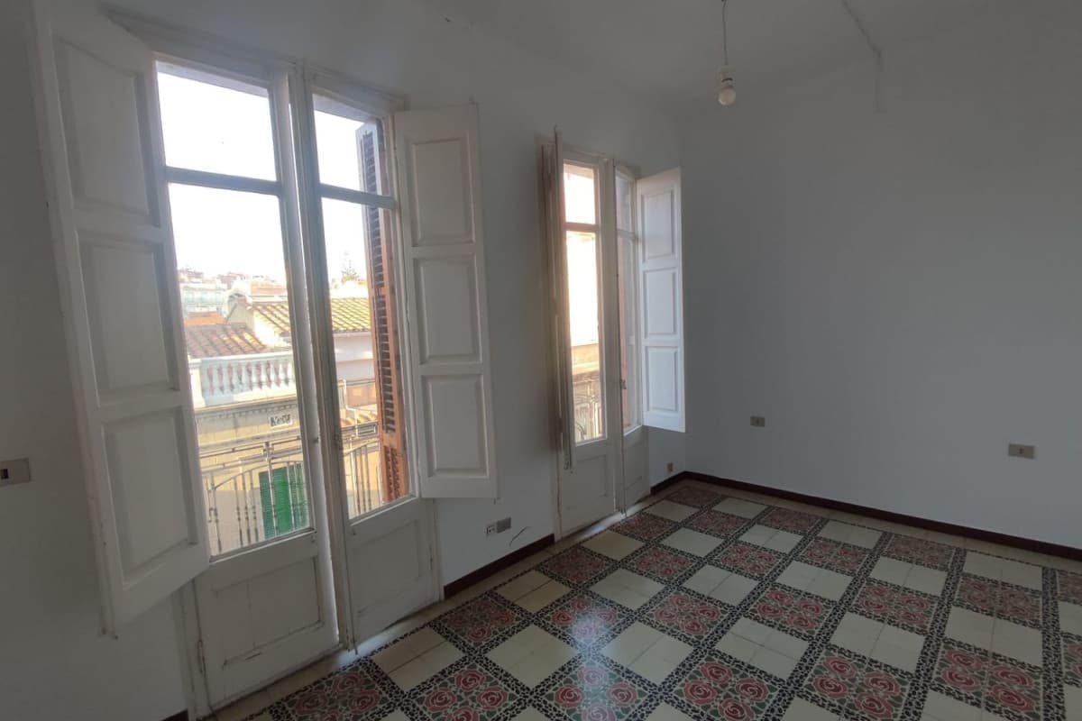 Alquiler de piso en Calle d'Argentona , Mataró photo 2