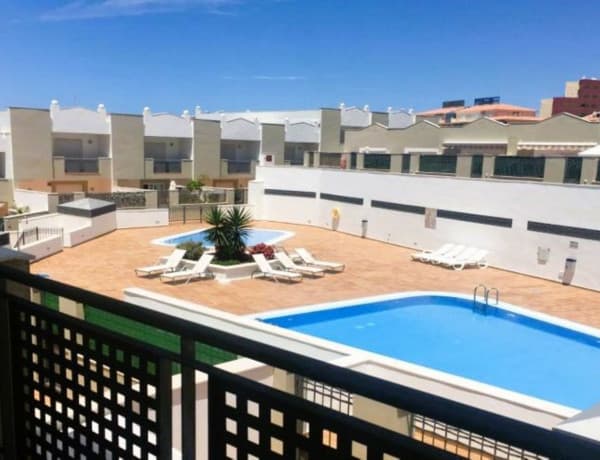 Chalet adosado en alquiler en Calle El Peralillo, 5, Adeje photo 1