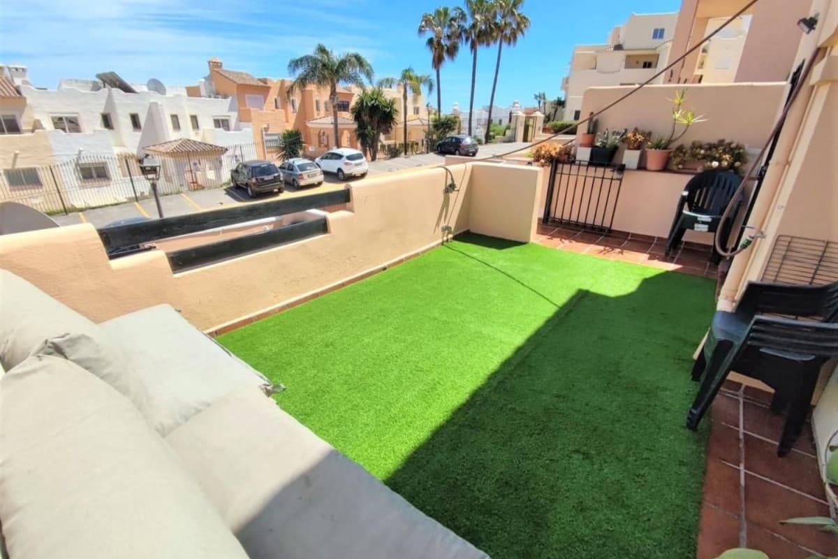 Venta de chalet adosado en Lugar Urbanizacion Terrazas de la Bahia , Casares photo 3