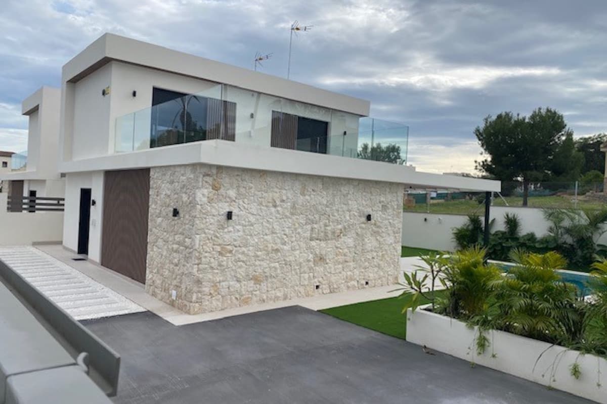 Obra nueva Sofia II en Orihuela (Revista) photo 2