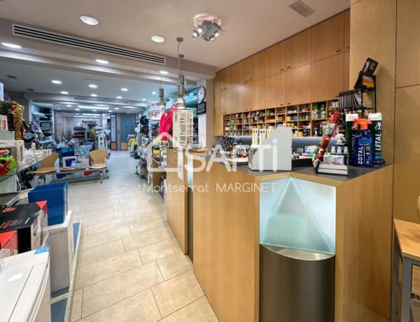 Local en alquiler en Berga de 191m2 photo 3