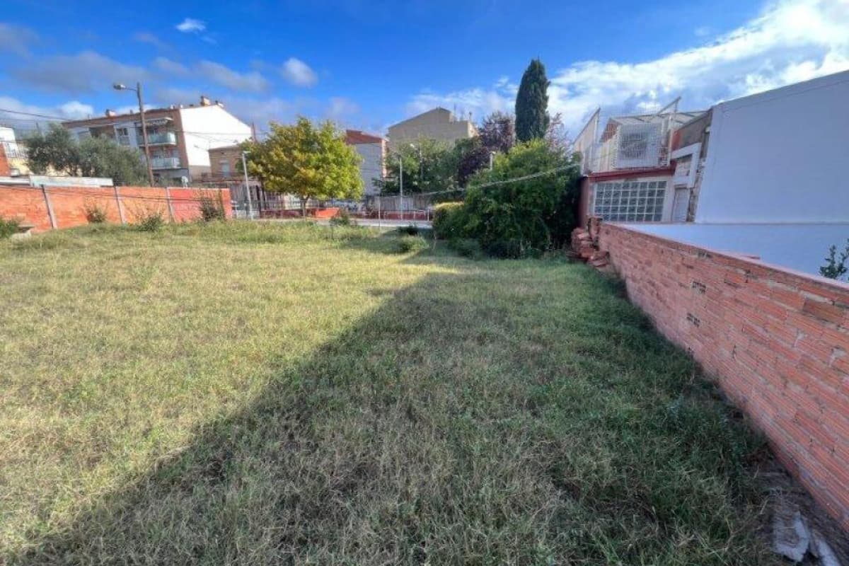 Terreno en venta en Sant Vicenç de Castellet, Barcelona photo 2