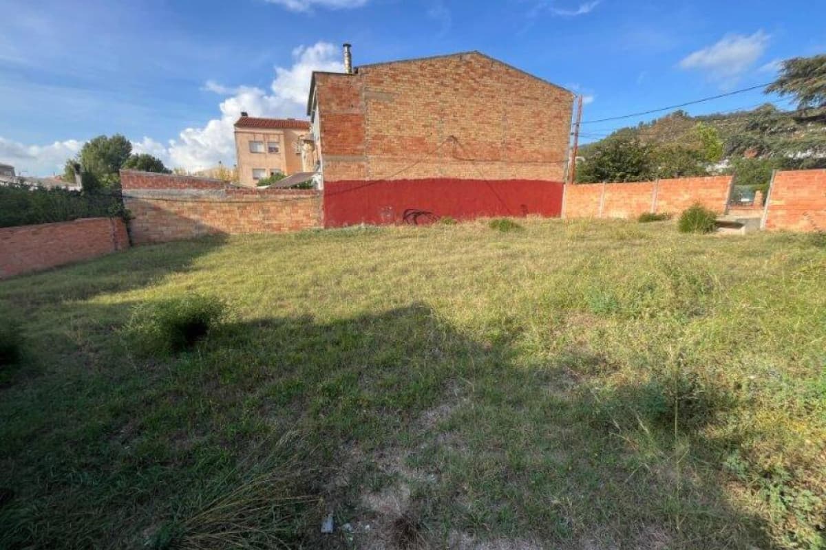 Terreno en venta en Sant Vicenç de Castellet, Barcelona photo 3