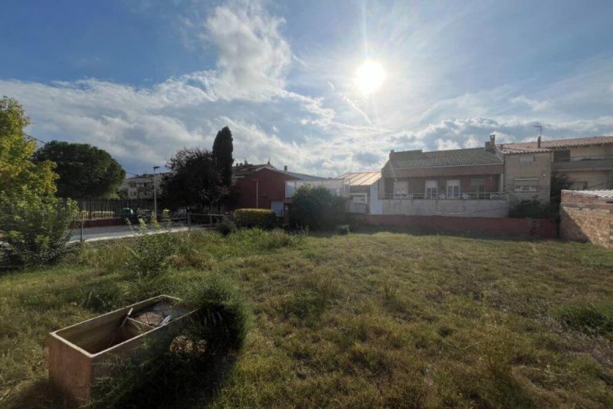 Terreno en venta en Sant Vicenç de Castellet, Barcelona photo 5