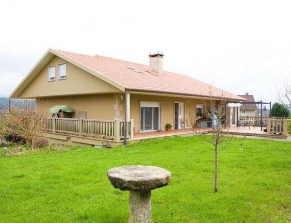 Chalet independiente en venta en , Pontevedra thumbnail 1