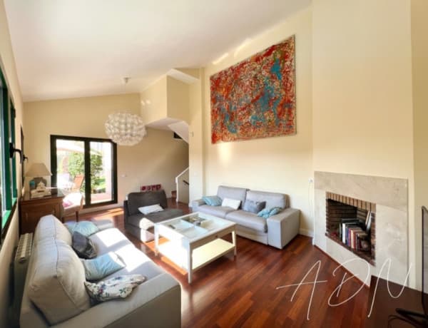 Chalet independiente en alquiler en , Sant Julià de Ramis thumbnail 1