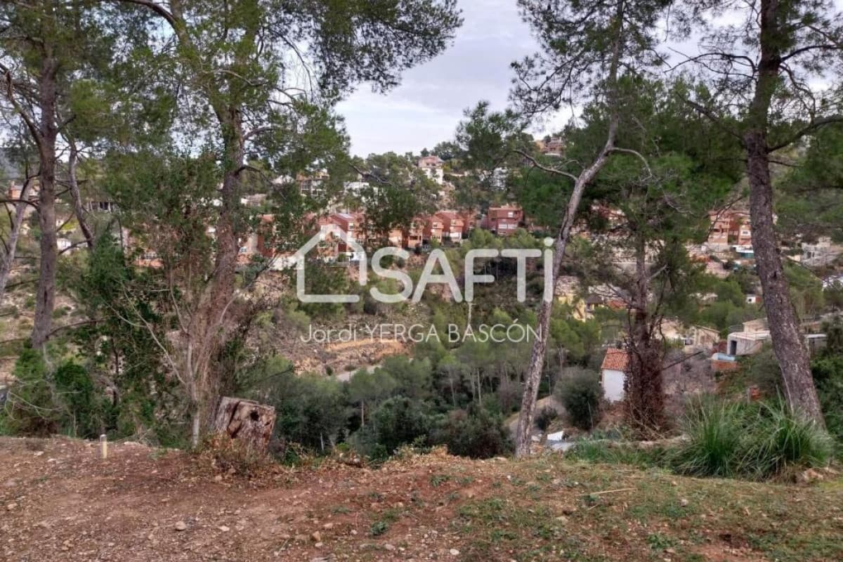 Terreno en venta en Vallirana, Barcelona photo 3
