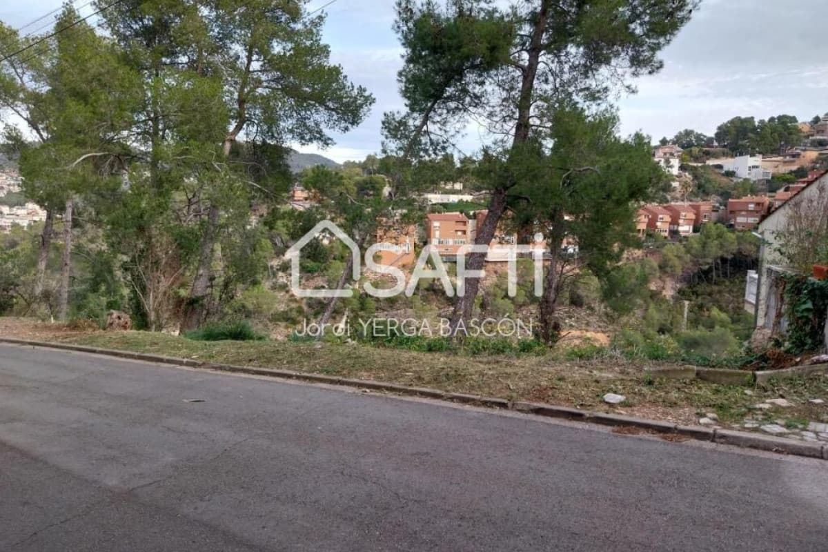 Terreno en venta en Vallirana, Barcelona photo 5