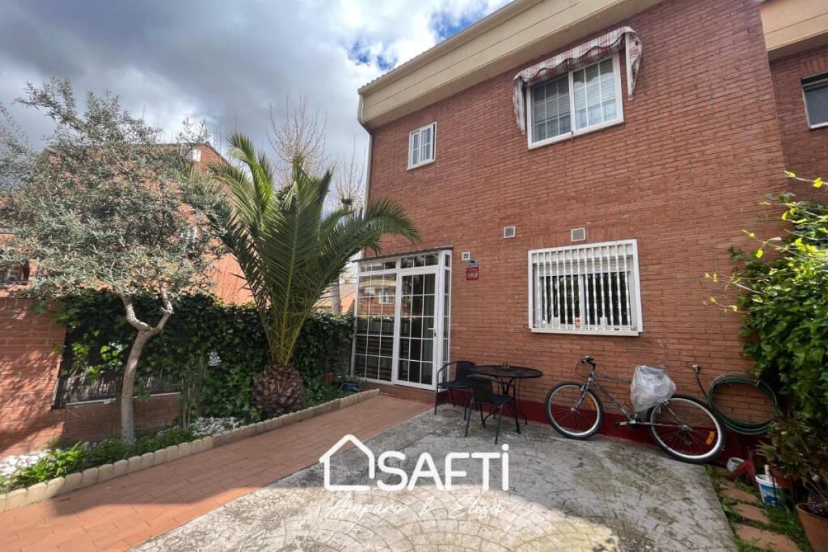 Venta de chalet adosado en , Daganzo de Arriba photo 4