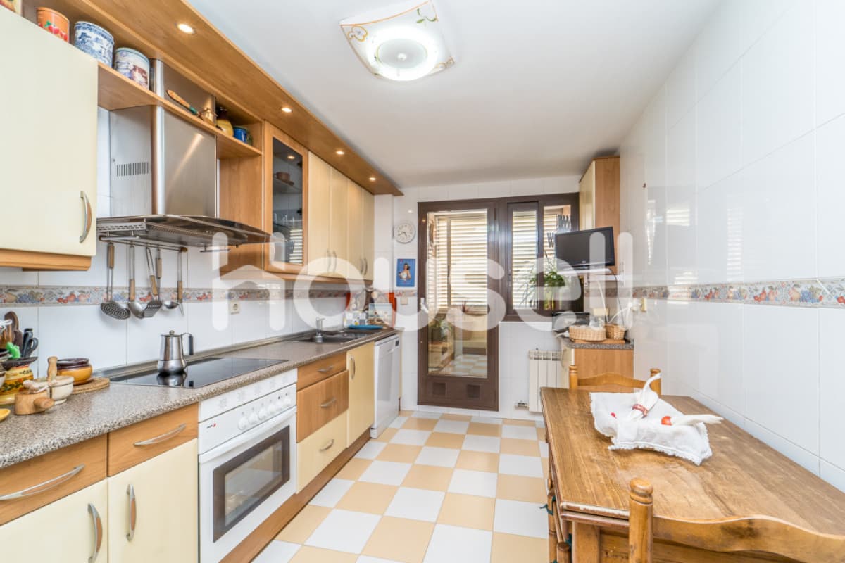 Piso en venta de 122 m² Calle de Enrique Cubero, 47014 Valladolid, Valladolid
photo 2