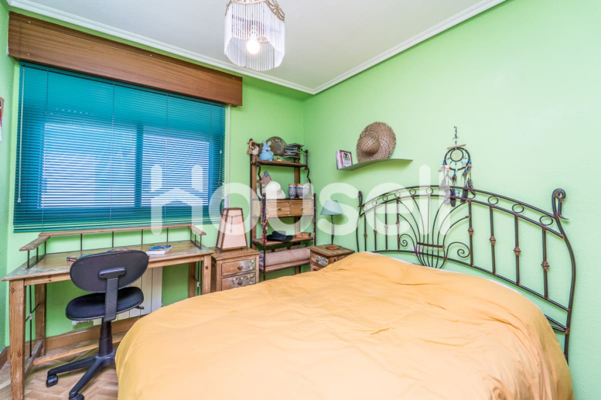 Piso en venta de 122 m² Calle de Enrique Cubero, 47014 Valladolid, Valladolid
photo 4