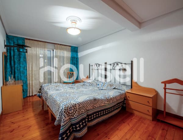 Коттедж на продажу в , Santander photo 4