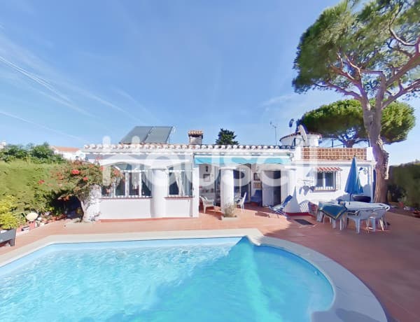 Chalet independiente en venta en , Mijas photo 1