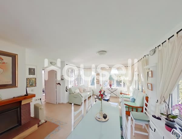 Chalet independiente en venta en , Mijas thumbnail 1