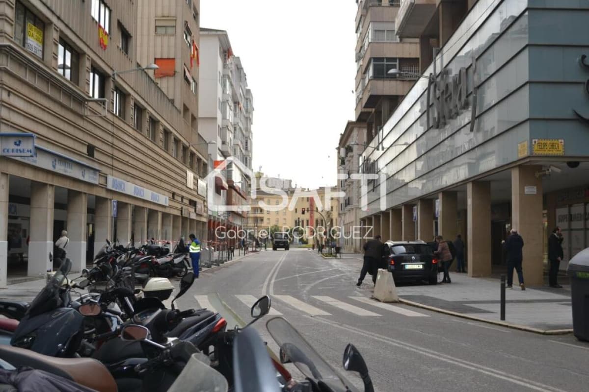 Oportunidad Única en el Casco Histórico de Badajoz Venta, Badajoz
photo 4