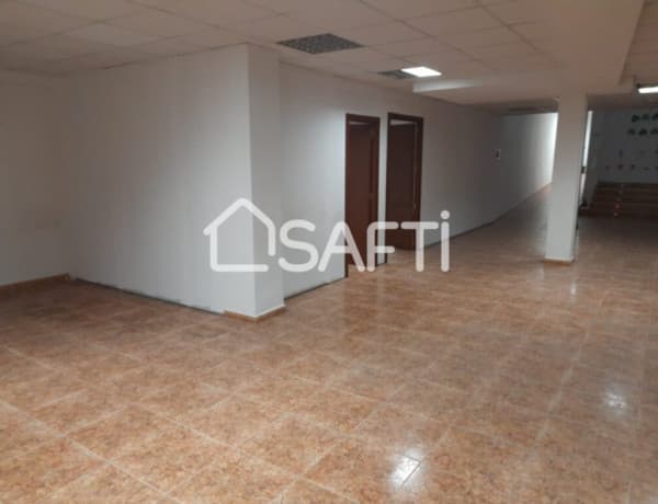 GRAN LOCAL COMERCIAL EN VILLENA photo 1