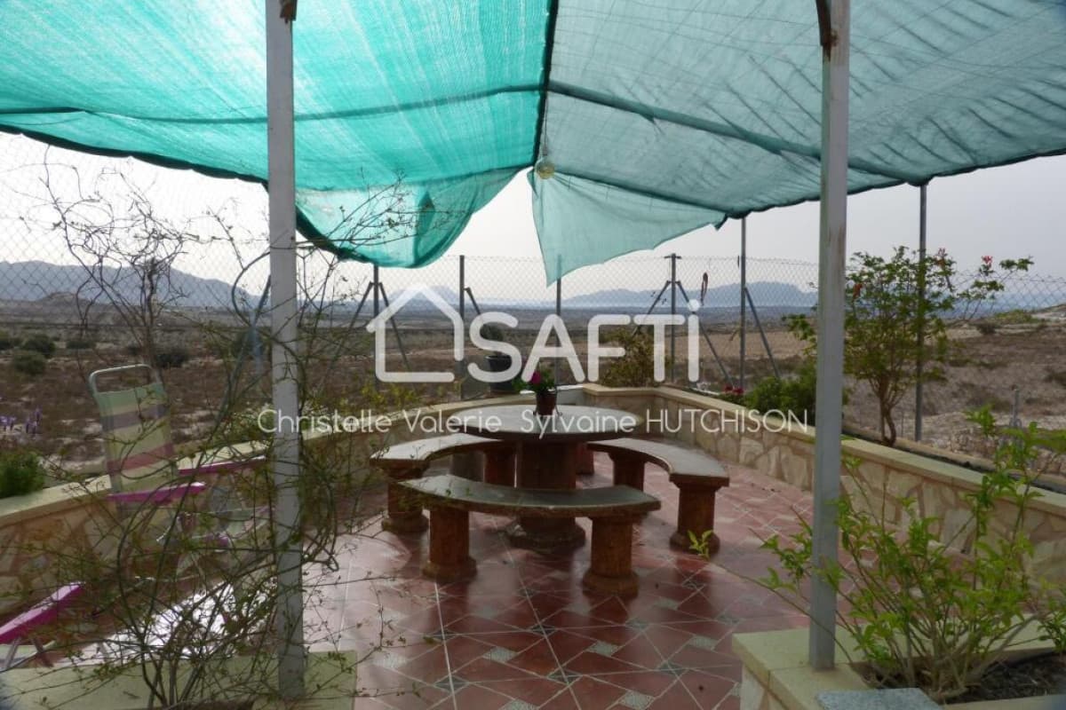 Property photo 4