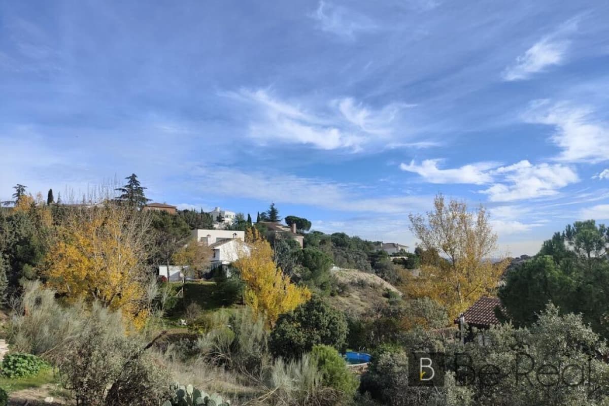 Terreno en venta en Valdemorillo, Madrid photo 4