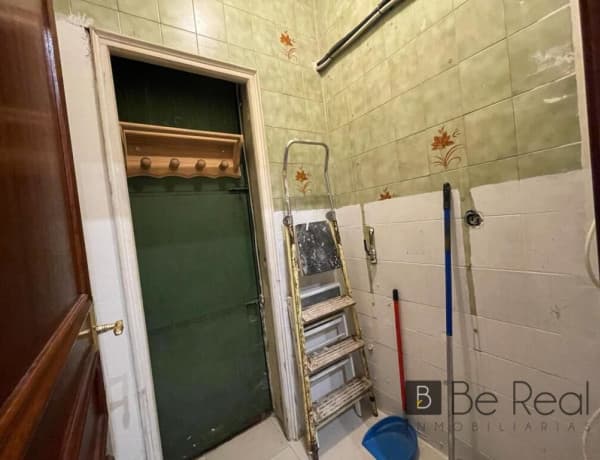 EN VENTA ESTUPENDO LOCAL CON PLAZA DE GARAGE EN RIOS ROSAS (MADRID). thumbnail 1