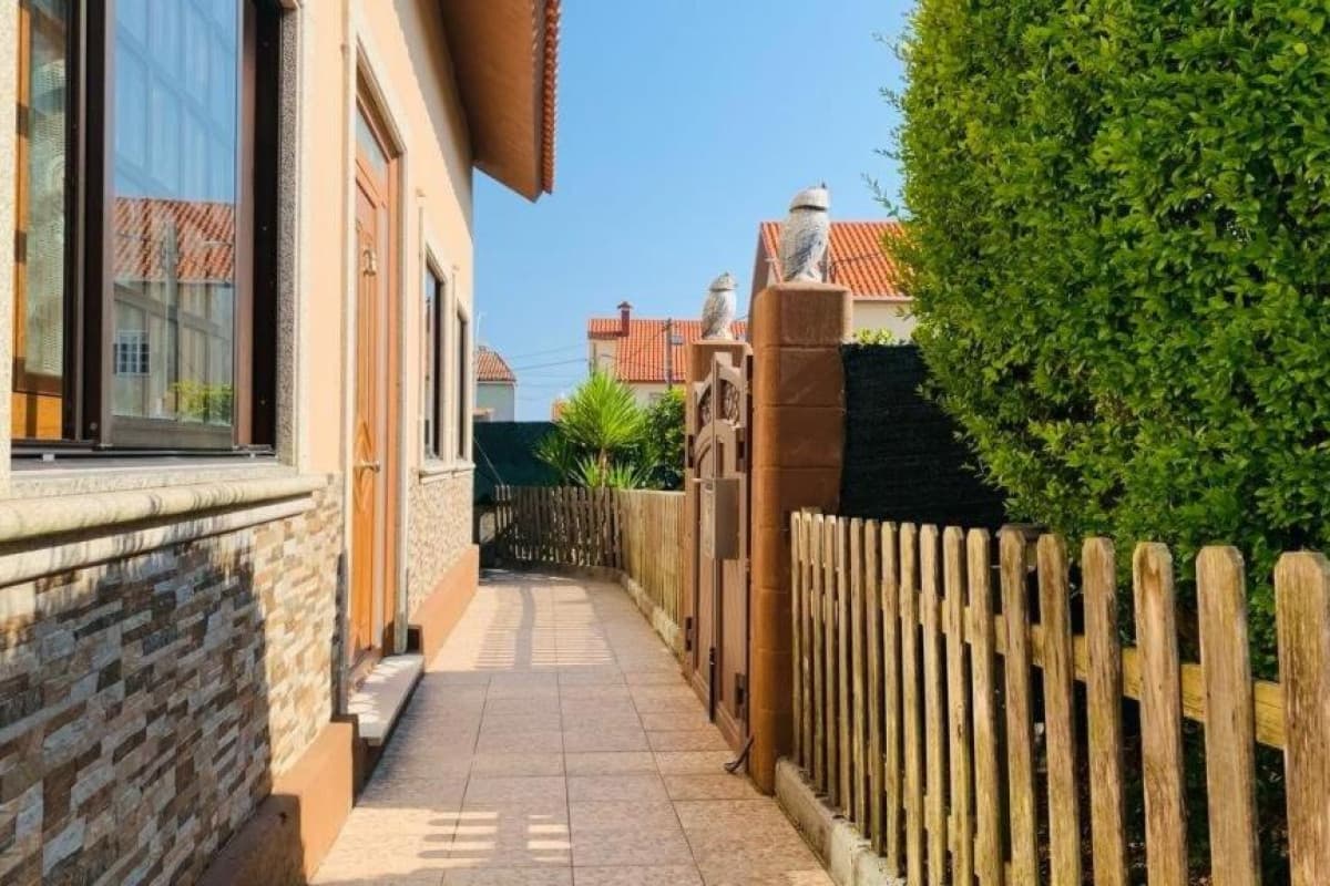 CASA EN VENTA EN AREEIROS - CASTIÑEIRAS - RIBEIRA, Ribeira
photo 2