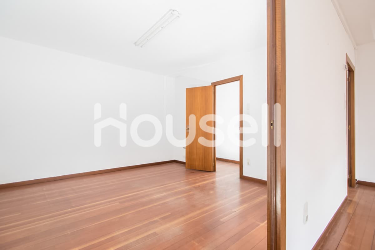 Piso en venta de 255 m² Rúa Ferradores, 15300 Betanzos (A Coruña), Betanzos
photo 4