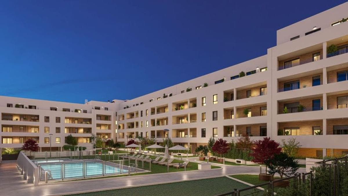 Продажа квартиры на Calle De la Morelia s/n, Вальядолид
photo 2