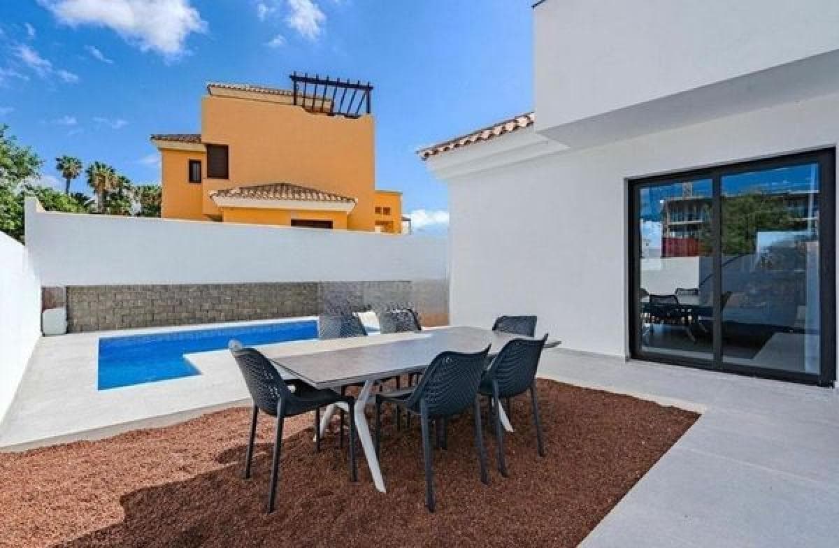 Venta de chalet adosado en Distrito Golf del Sur-Amarilla Golf , San Miguel de Abona photo 4