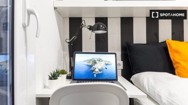 Apartment for rent in , Barcelona photo 3