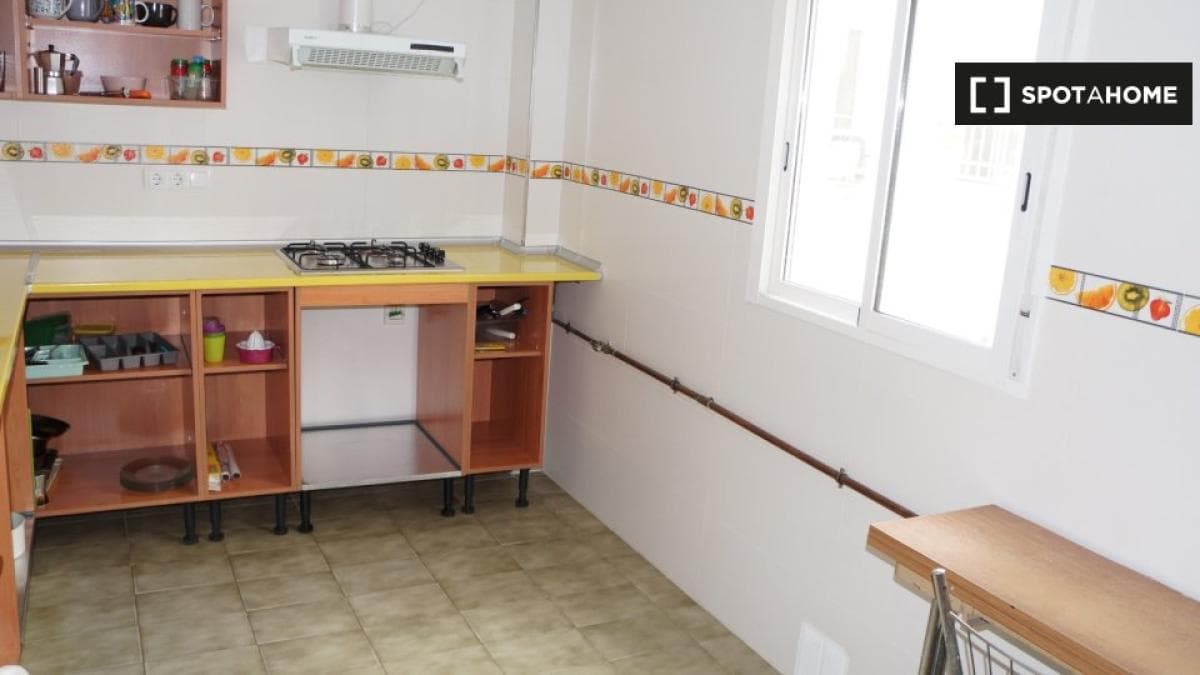 Apartment rental in , Seville photo 3